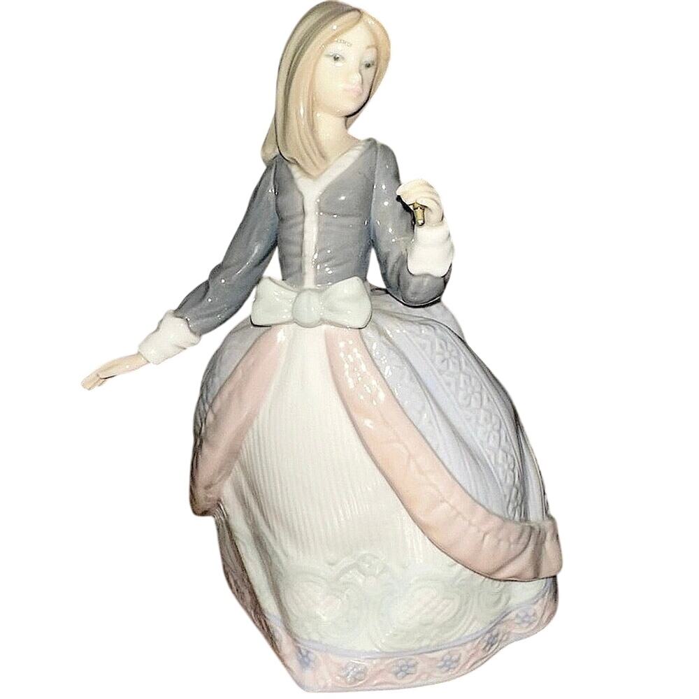 Lladro 5211 Porcelain Figurine Girl With Parasol Spain Collectible 8" Tall